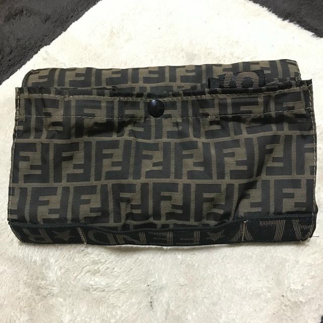 �����A ���K�i �t�F���f�B �Y�b�J �t�H�[���f�B���O�L�����[�o�b�O �� �u�����h�� 