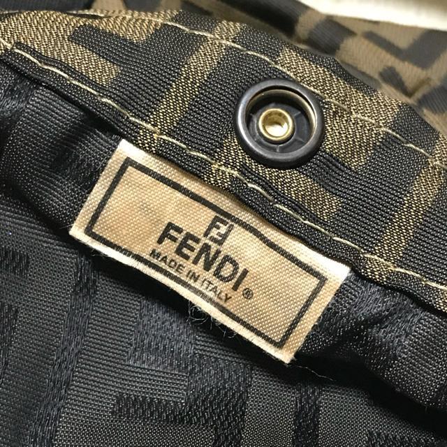 �����A ���K�i �t�F���f�B �Y�b�J �t�H�[���f�B���O�L�����[�o�b�O �� �u�����h�� 