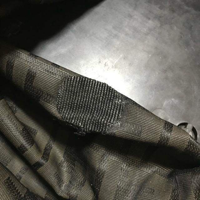 �����A ���K�i �t�F���f�B �Y�b�J �t�H�[���f�B���O�L�����[�o�b�O �� �u�����h�� 