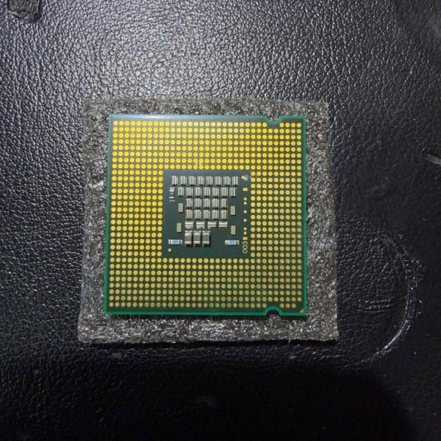 Intel Pentium Dual-Core E2160 デスクトップ用CPU 1.80GHz LGA775 プロセッサ < PC本体/周辺機器 Intel Pentium Dual-Core E2160 デスクトップ用CPU 1.80GHz LGA775 プロセッサ < PC本体/周辺機器の
