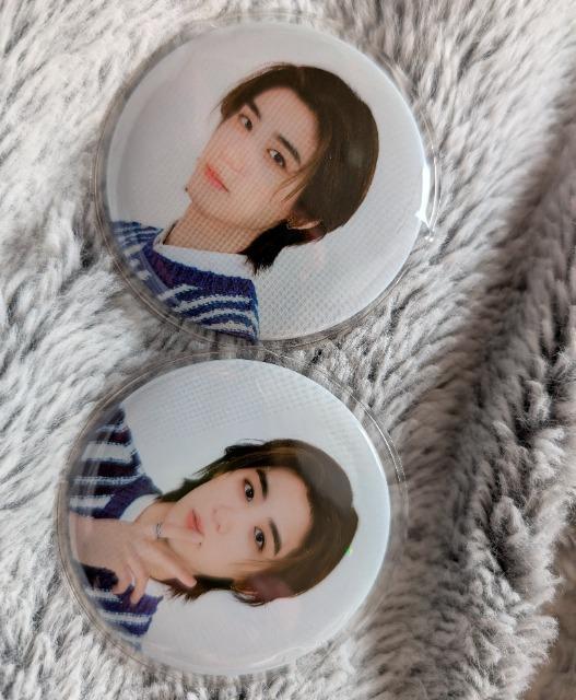 BOYNEXTDOOR���{�[�C�l�N�X�g�h�A���C�n�����ʃo�b�W�Q�_���������� �� �z�r�[�� 