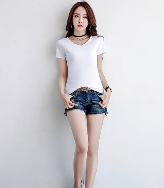 残1点★圧倒的ネット最安値790円★超人気Vネック半袖トップス 白M < 女性ファッション  残1点★圧倒的ネット最安値790円★超人気Vネック半袖トップス 白M < 女性ファッションの