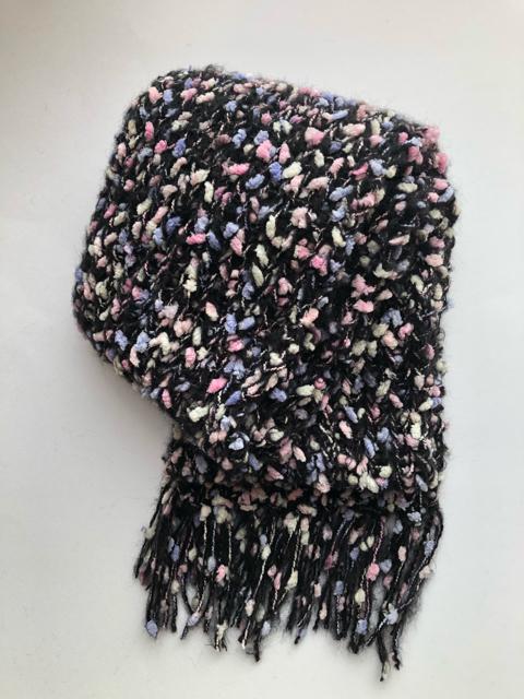 ハンドメイド マフラー カラフルパフ ガーリー ブラック < 女性ファッション  ハンドメイド マフラー カラフルパフ ガーリー ブラック < 女性ファッションの
