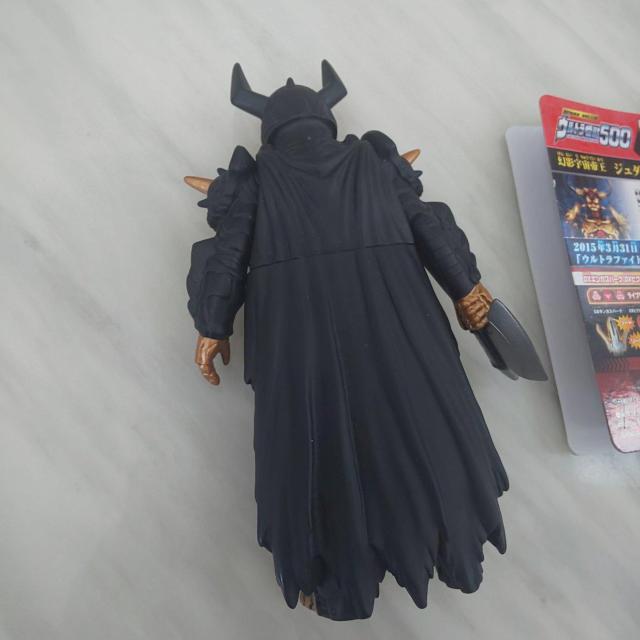 ウルトラ怪獣500 ジュダ・スペクター ライブサイン付 < ホビー  ウルトラ怪獣500 ジュダ・スペクター ライブサイン付 < ホビーの