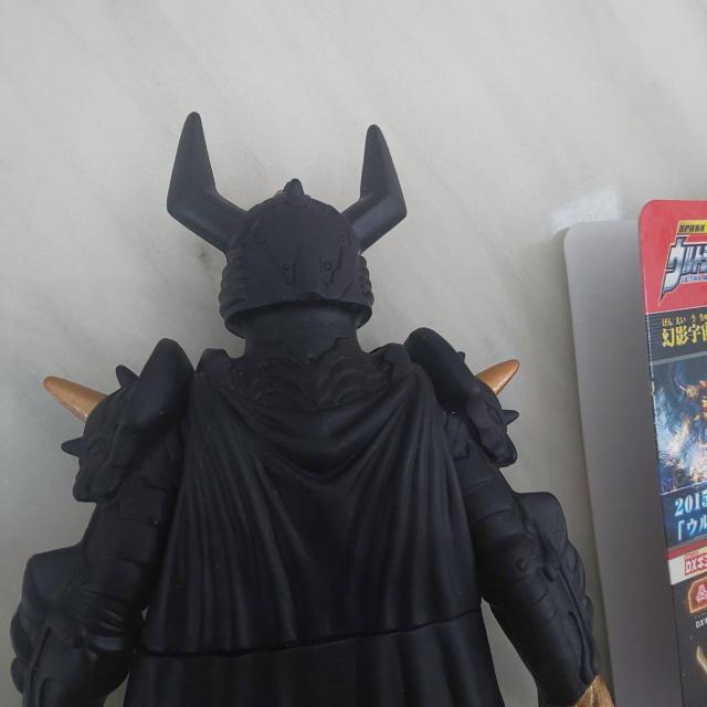 ウルトラ怪獣500 ジュダ・スペクター ライブサイン付 < ホビー  ウルトラ怪獣500 ジュダ・スペクター ライブサイン付 < ホビーの