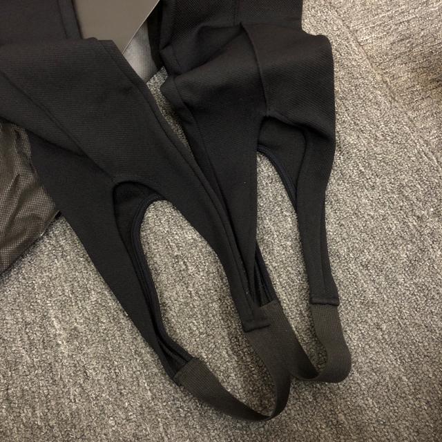 即決 Saint Laurent サンローラン スティラップ レギンス < ブランド  即決 Saint Laurent サンローラン スティラップ レギンス < ブランドの