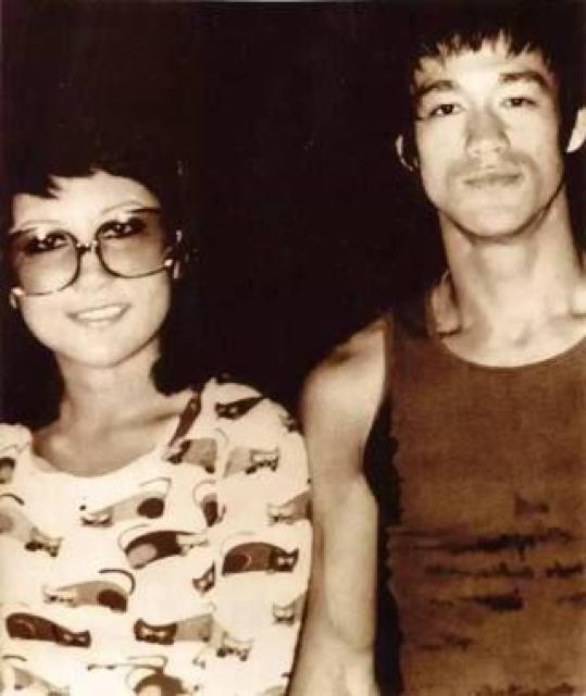 ^u[XE[̎ _j[E[AxeBEeBEyC  CD/DVD/rfI 