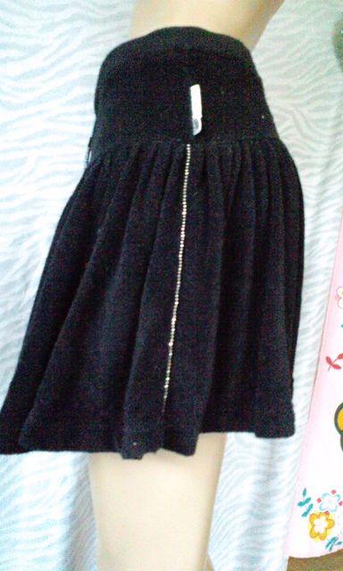 JD†ロゴワッペン&ブリオンチェーン加工パイル地ヒラミニスカ < 女性ファッション  JD†ロゴワッペン&ブリオンチェーン加工パイル地ヒラミニスカ < 女性ファッションの