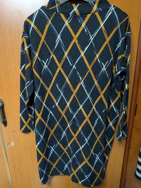 H 黄色がステキなチュニック < 女性ファッション  H 黄色がステキなチュニック < 女性ファッションの