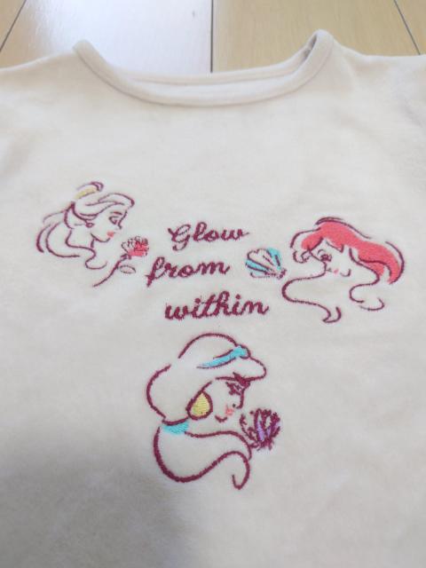 ユニクロ ディズニープリンセス フリースパジャマ ワンピース 120 < ブランド ユニクロ ディズニープリンセス フリースパジャマ ワンピース 120 < ブランドの
