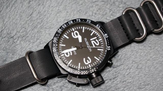 RUBICON �����[�Y�K�[�h �}�����E�H�b�` �_�C�o�[ �r�b�O�t�F�C�X �V�iNATO�x���g ���{�����[�u�����g �� �j���A�N�Z�T���[/���v�� 