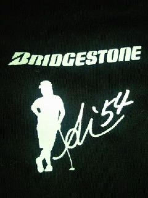 ブリヂストン ゴルフ 宮里藍 サイン スイング デザイン Tシャツ ブラック < 男性ファッション  ブリヂストン ゴルフ 宮里藍 サイン スイング デザイン Tシャツ ブラック  < 男性ファッションの