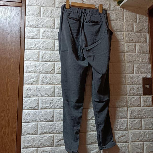 SWEET.B★新品★ペグトップパンツ/グレー < 女性ファッション  SWEET.B★新品★ペグトップパンツ/グレー < 女性ファッションの