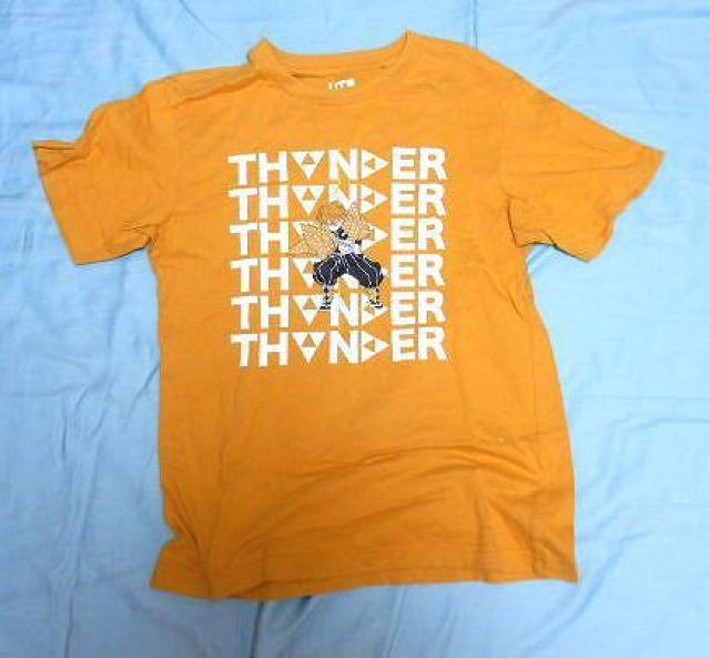 ◆ユニクロ uniqlo Tシャツ 鬼滅の刃 XS 中古品 < 男性ファッション  ◆ユニクロ uniqlo Tシャツ 鬼滅の刃 XS 中古品  < 男性ファッションの