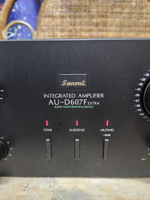 フルレストア整備済!完動超美品!山水プリメインアンプAU-D607F EXTRA < 家電/AV  フルレストア整備済!完動超美品!山水プリメインアンプAU-D607F EXTRA < 家電/AVの