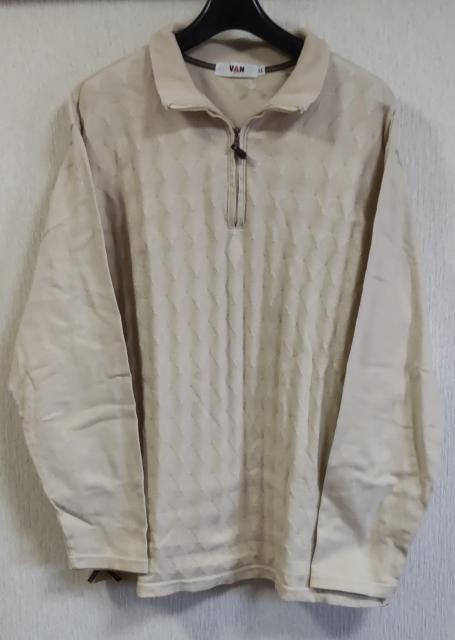 VAN JAC@aPbgWbvVc_Ckk   jt@bV 