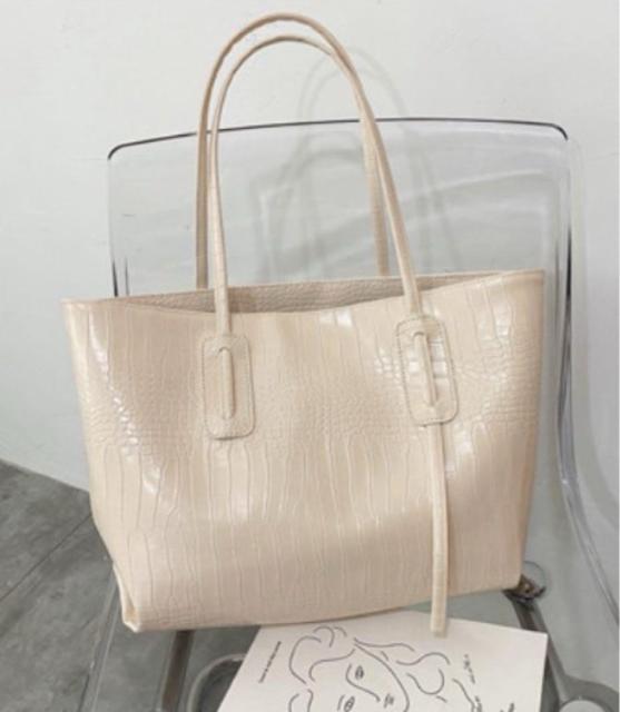 新品 白 クロコ トートバッグ メンズ レディース 高品質レザー 鞄 高級 < 女性ファッション  新品 白 クロコ トートバッグ メンズ レディース 高品質レザー 鞄 高級  < 女性ファッションの