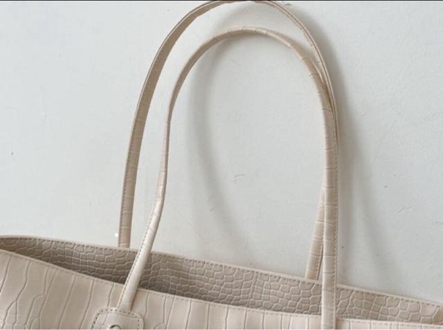 新品 白 クロコ トートバッグ メンズ レディース 高品質レザー 鞄 高級 < 女性ファッション  新品 白 クロコ トートバッグ メンズ レディース 高品質レザー 鞄 高級 < 女性ファッションの