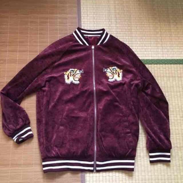 WEGO・トラ刺繍リバーシブルベロアスカジャン。ワインレッド < ブランド WEGO・トラ刺繍リバーシブルベロアスカジャン。ワインレッド < ブランドの