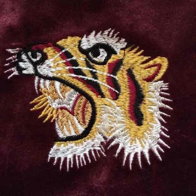 WEGO・トラ刺繍リバーシブルベロアスカジャン。ワインレッド < ブランド WEGO・トラ刺繍リバーシブルベロアスカジャン。ワインレッド < ブランドの