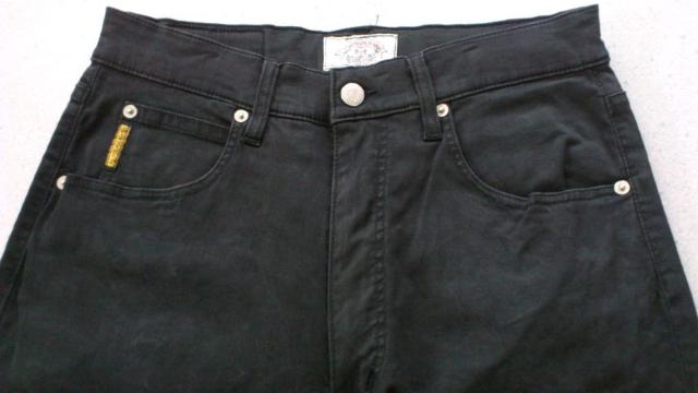 91%オフ、アルマーニ、ストレッチ、パンツ(黒、ロゴ、加工、イタリア製、34) < ブランド  91%オフ、アルマーニ、ストレッチ、パンツ(黒、ロゴ、加工、イタリア製、34) < ブランドの