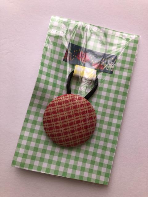 ハンドメイド ヘアゴム 特大 くるみボタン レッド チェック < 女性ファッション  ハンドメイド ヘアゴム 特大 くるみボタン レッド チェック < 女性ファッションの