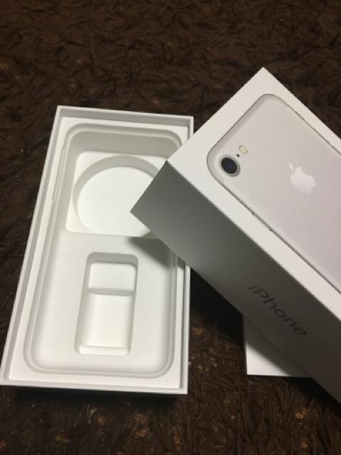 Apple iPhone 7 箱のみ < 家電/AV Apple iPhone 7 箱のみ < 家電/AVの