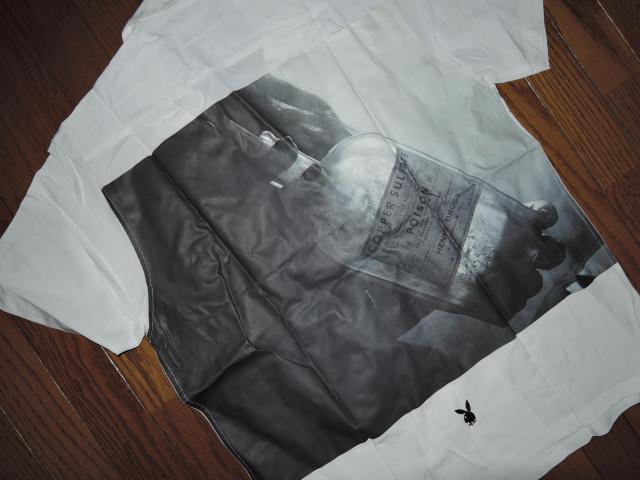 新品 THE CRIMIE クライミー × PLAYBOY プレーボーイ フォトプリント 開襟 半袖シャツ S 白 レーヨン < ブランド  新品 THE CRIMIE クライミー × PLAYBOY プレーボーイ フォトプリント 開襟 半袖シャツ S 白 レーヨン < ブランドの