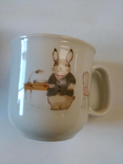 中古品 マグカップ 直径約8p 陶器製 ※ < インテリア/ライフ  中古品 マグカップ 直径約8p 陶器製 ※  < インテリア/ライフの