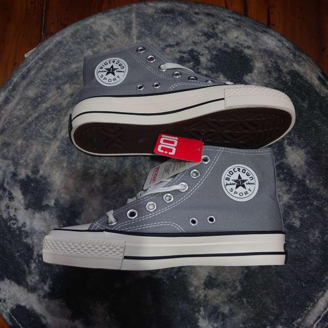 新品 24cm レディース スニーカー グレー シューズ 靴 ミドルカット < 女性ファッション  新品 24cm レディース スニーカー グレー シューズ 靴 ミドルカット < 女性ファッションの