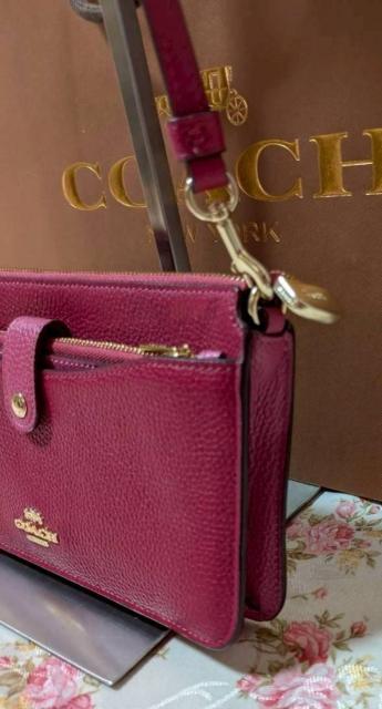 【COACH】ショルダーバッグ ショルダーウォレット 財布 ポシェット レザー 正規品 < ブランド 【COACH】ショルダーバッグ ショルダーウォレット 財布 ポシェット レザー 正規品 < ブランドの