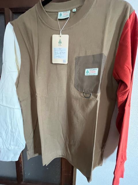 Mサイズ!高貴紳士的!ブランド品!WOODS FieId!長袖!Tシャツ!胸ポケット付き!新品タグ付き! < 男性ファッション Mサイズ!高貴紳士的!ブランド品!WOODS FieId!長袖!Tシャツ!胸ポケット付き!新品タグ付き! < 男性ファッションの