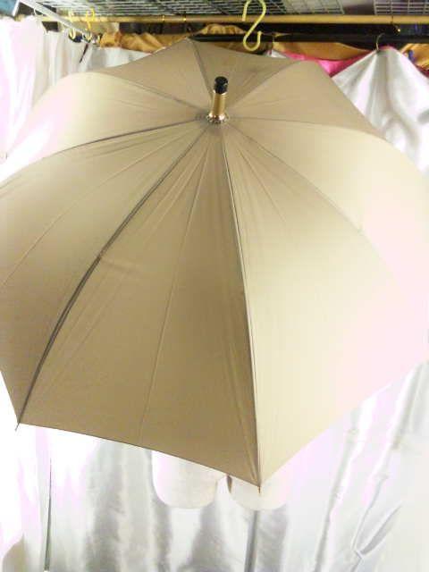 〓凄い〓はなまるマーケットでも紹介された〓雨用カバー内装〓雨傘〓 < 女性ファッション 〓凄い〓はなまるマーケットでも紹介された〓雨用カバー内装〓雨傘〓 < 女性ファッションの