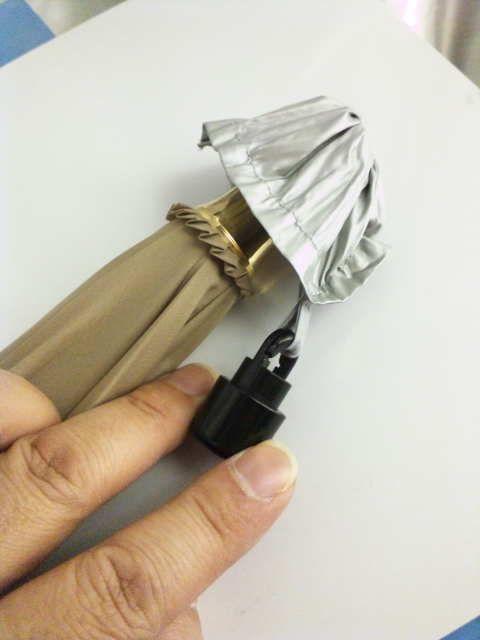 〓凄い〓はなまるマーケットでも紹介された〓雨用カバー内装〓雨傘〓 < 女性ファッション 〓凄い〓はなまるマーケットでも紹介された〓雨用カバー内装〓雨傘〓 < 女性ファッションの