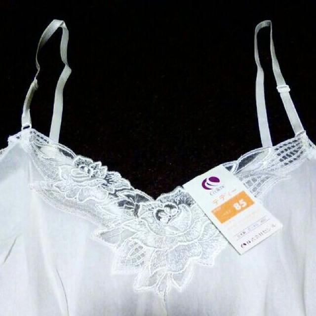 Vi ZV[ efB Xbv  g  B85 a g  t@bV 