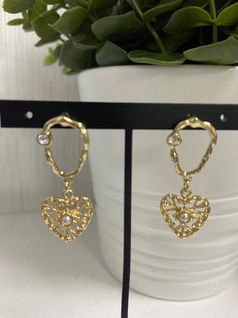 最終値下げ ハンドメイド ハートのピアス < 女性ファッション  最終値下げ ハンドメイド ハートのピアス < 女性ファッションの