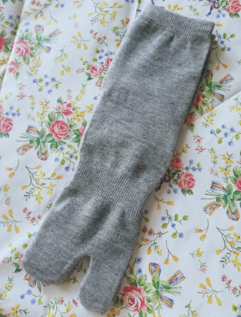 4足セット グレー 靴下 足袋ソックス フリーサイズ 男女兼用 ポイント解消に... 新品 < 女性ファッション  4足セット グレー 靴下 足袋ソックス フリーサイズ 男女兼用 ポイント解消に... 新品 < 女性ファッションの