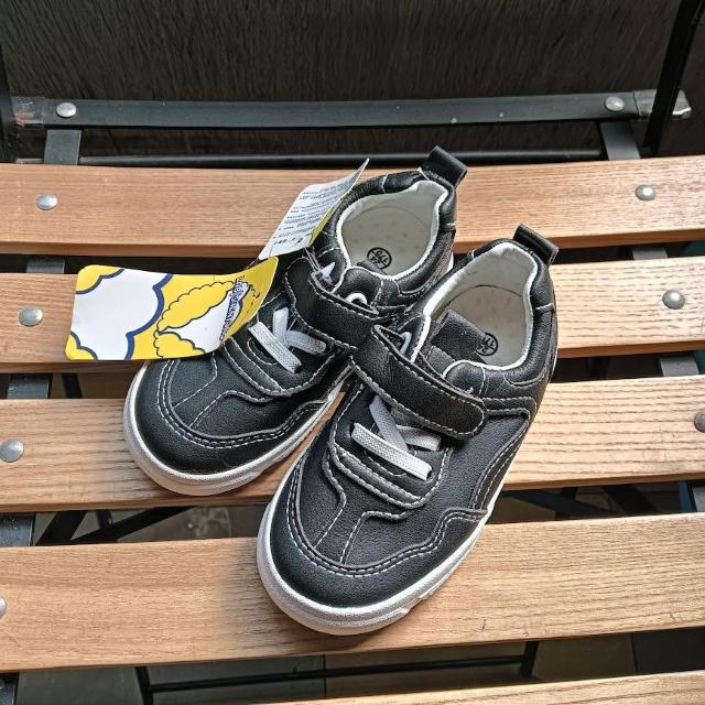 新品 15cm スニーカー ブラック 子供靴 キッズ 靴 シューズ < キッズ/ベビー  新品 15cm スニーカー ブラック 子供靴 キッズ 靴 シューズ  < キッズ/ベビーの