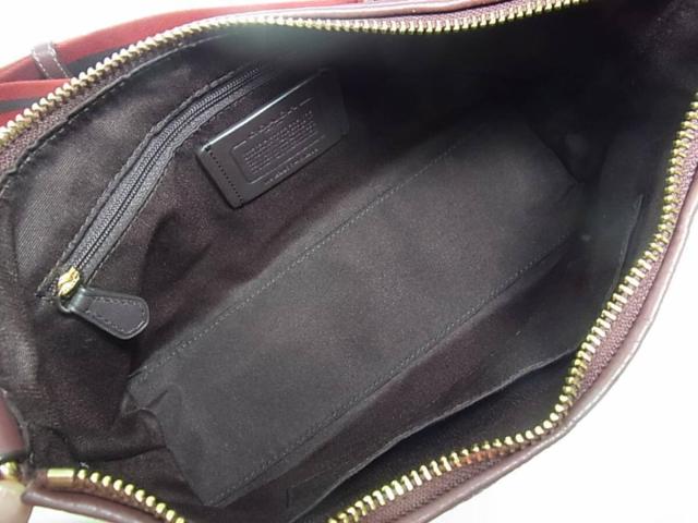 Kɔi@COACH@R[`@GXV_[obN@^CA205