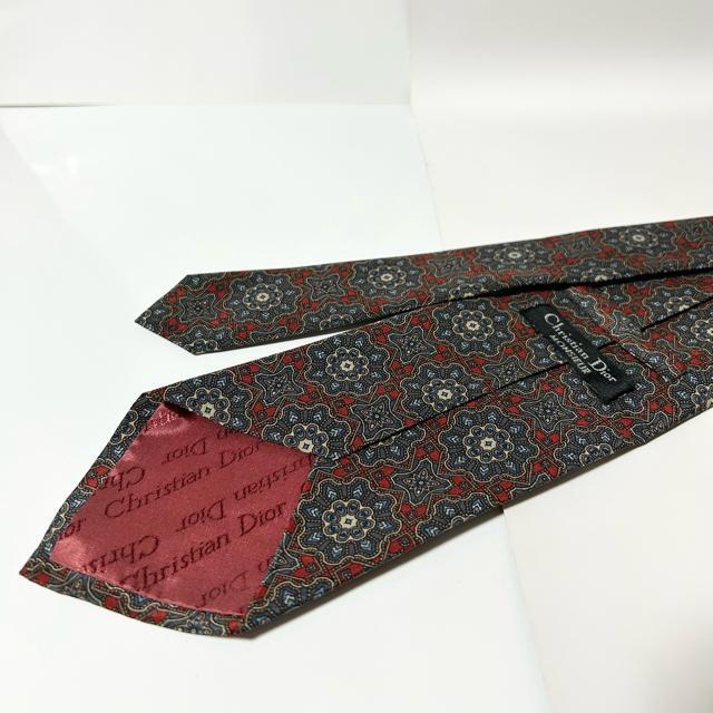 i Dior fBI[ lN^C    VN  uh 