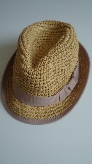 未使用★中折れストローハット★ペーパーハット★麦わら帽子★ < 女性ファッション 未使用★中折れストローハット★ペーパーハット★麦わら帽子★ < 女性ファッションの
