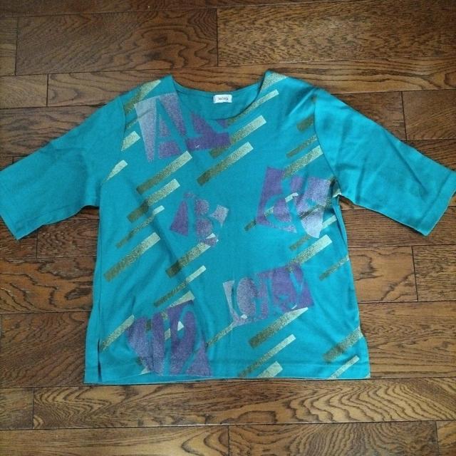 ターコイズ Tシャツ Мサイズ 五分袖 < 女性ファッション ターコイズ Tシャツ Мサイズ 五分袖 < 女性ファッションの