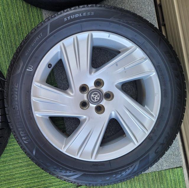 トヨタ ヴォルツ純正 17インチ 7J(+45) PCD100 5穴ブリヂストン BLIZZAK VRX3 4本セット215/6 < 自動車/バイク トヨタ ヴォルツ純正 17インチ 7J(+45) PCD100 5穴ブリヂストン BLIZZAK VRX3 4本セット215/6 < 自動車/バイク