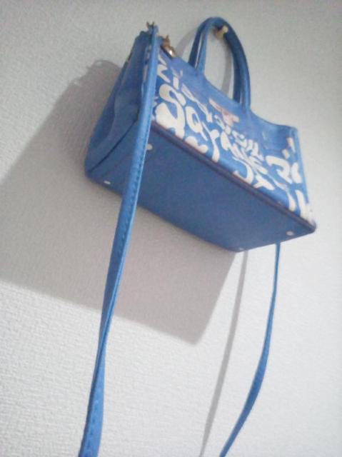 可愛い♪2way ブルー ショルダーバッグ ポシェット ハンドバッグ ポーチ < 女性ファッション 可愛い♪2way ブルー ショルダーバッグ ポシェット ハンドバッグ ポーチ < 女性ファッションの