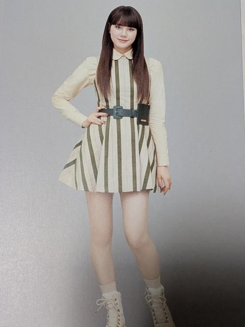 NiziU�|�X�g�J�[�h3���Z�b�g �� �z�r�[�� 