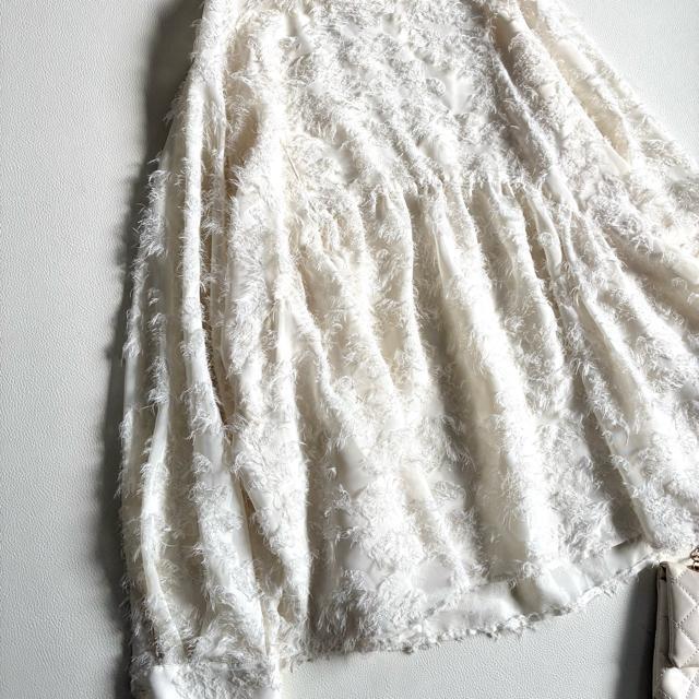 �����i�����N�[���u�������t�F�U�[�����u���E�X���������傫�߁��A�C�{���[��M �� �u�����h�� 