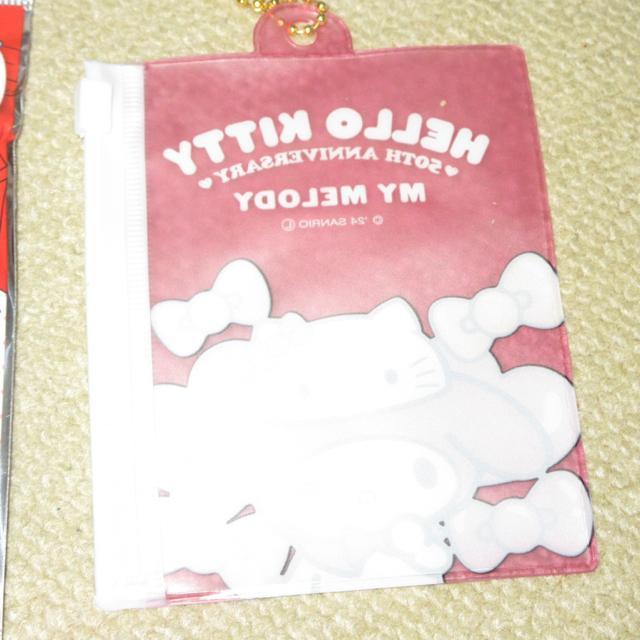 未使用☆サンリオキャラクターズ*チェーン付きファスナーケース(マイメロディ)ハローキティ50周年 < 女性ファッション  未使用☆サンリオキャラクターズ*チェーン付きファスナーケース(マイメロディ)ハローキティ50周年 < 女性ファッションの