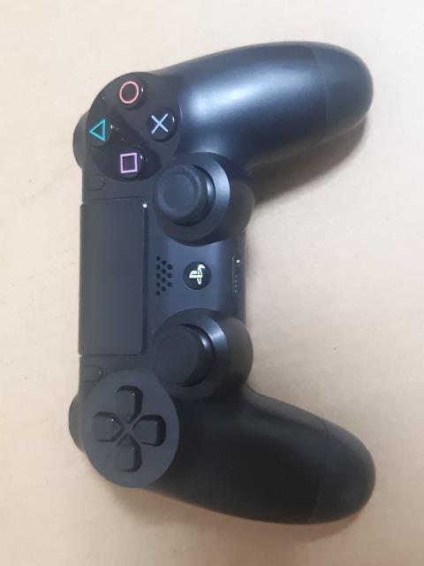 PS4�{�́@������@����m�F�ς�