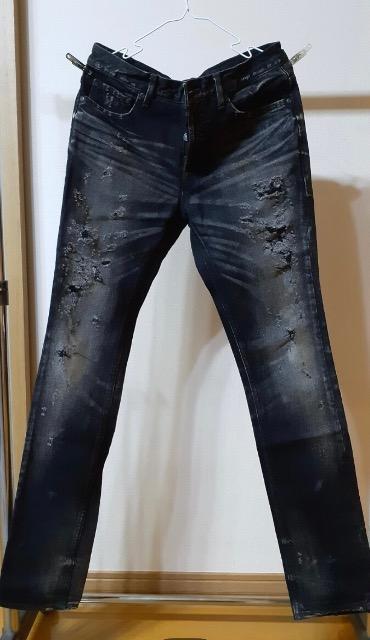 ラウンジリザード ブラックスキニーデニムパンツ。 < 男性ファッション  ラウンジリザード ブラックスキニーデニムパンツ。  < 男性ファッションの