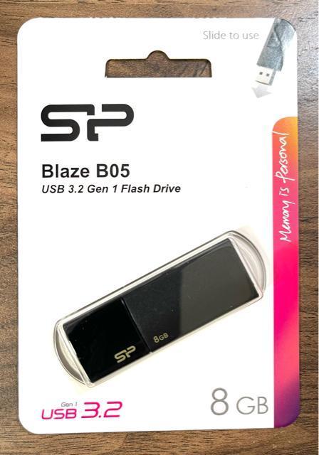 USB[ 8GB VRp[ USB3.0 XCh() 